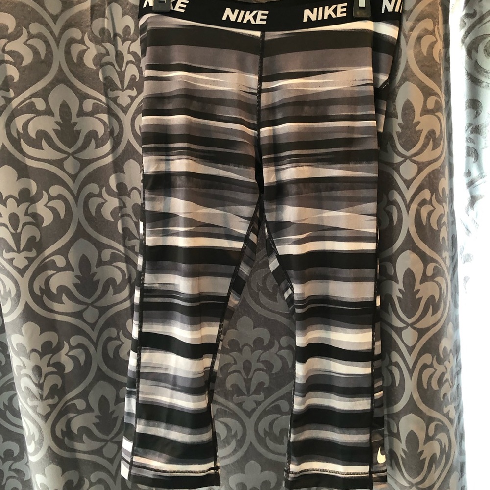 Nike spandex pants